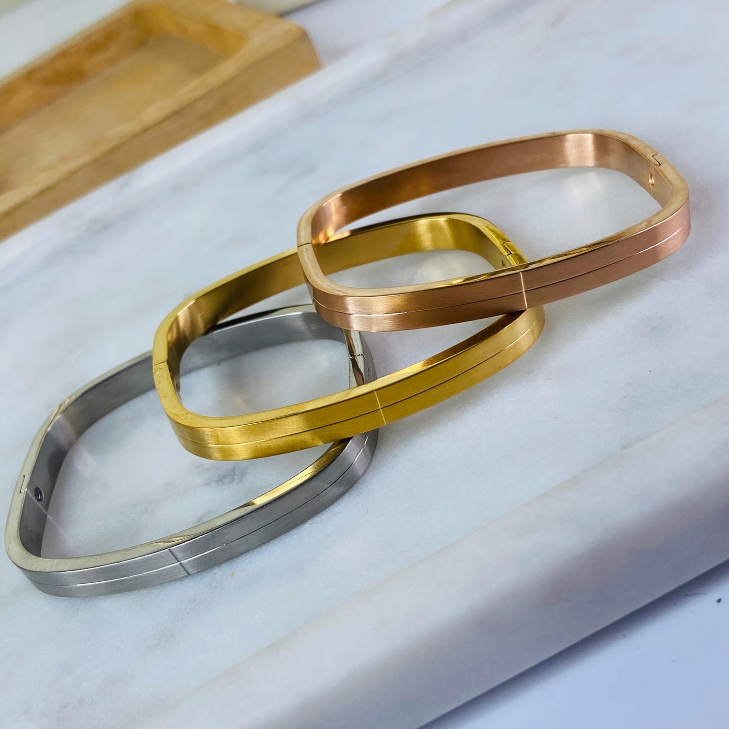 Square Classic Bracelet ( Small- 2.2-2.4 size) hi