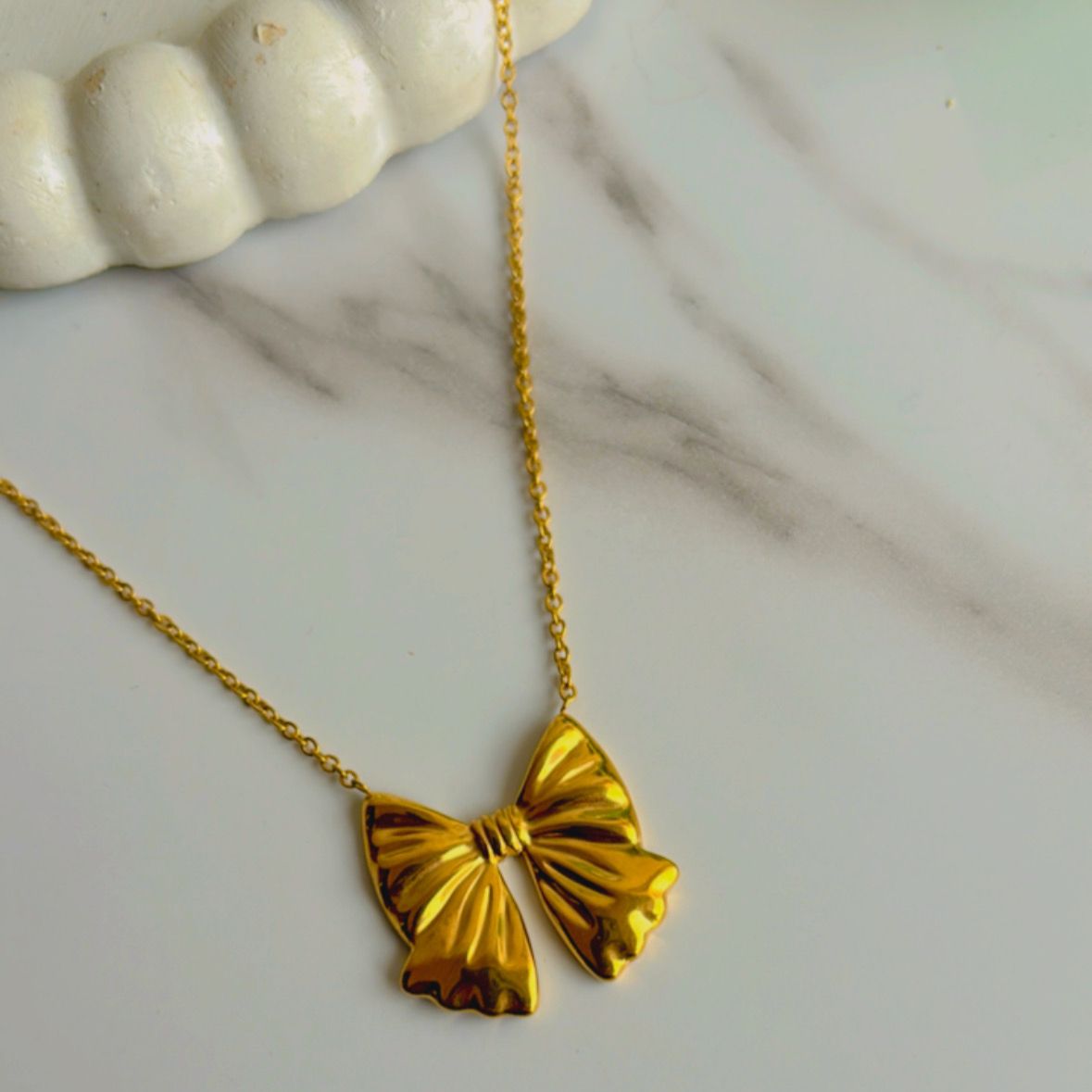 Bow Bliss Necklace