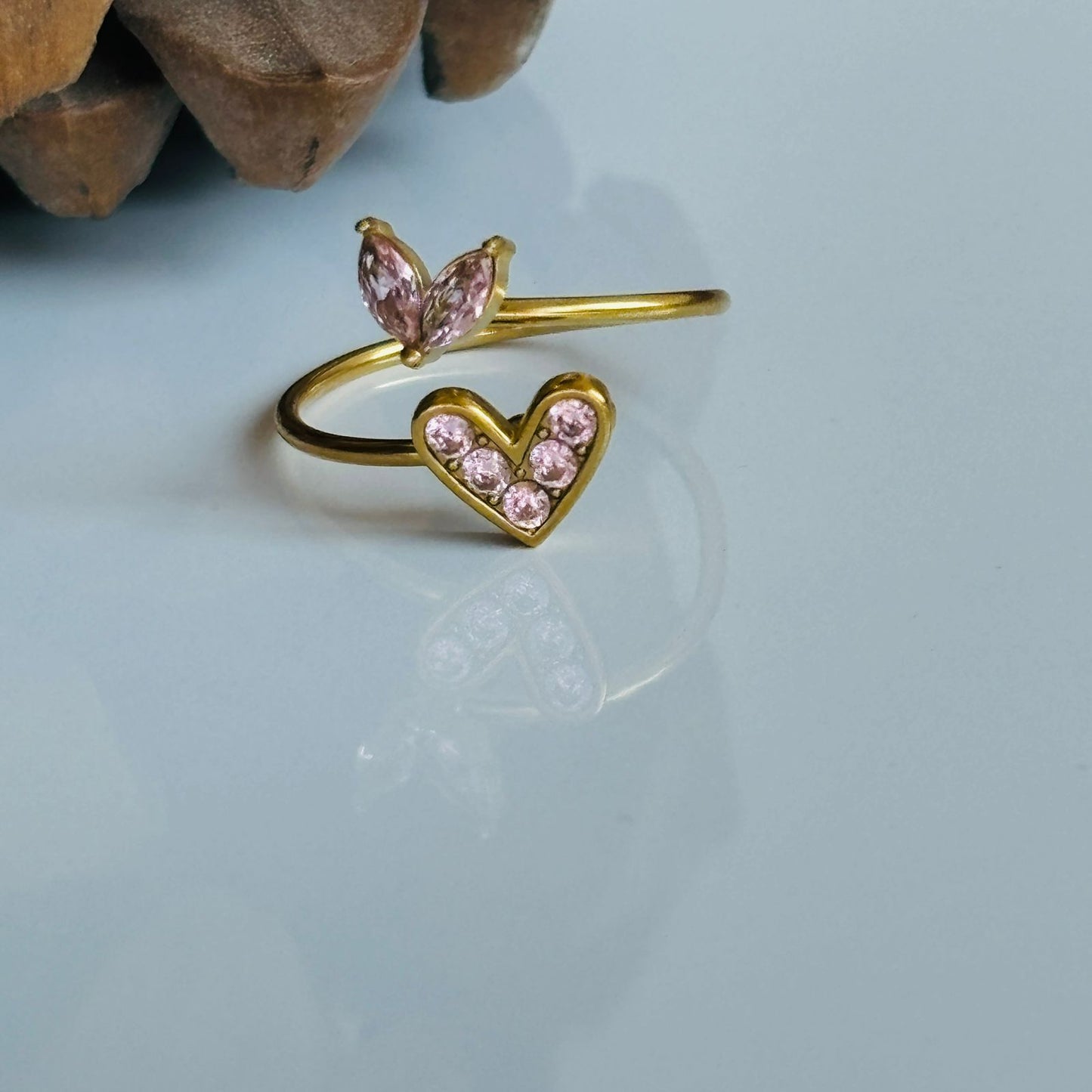 Pink Aria Ring •