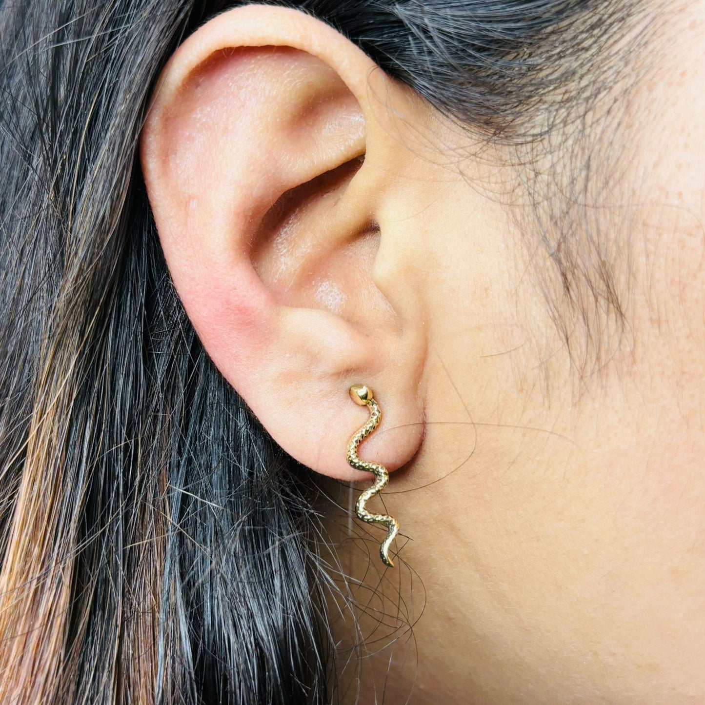 Snake Minimal Studs (Gold)