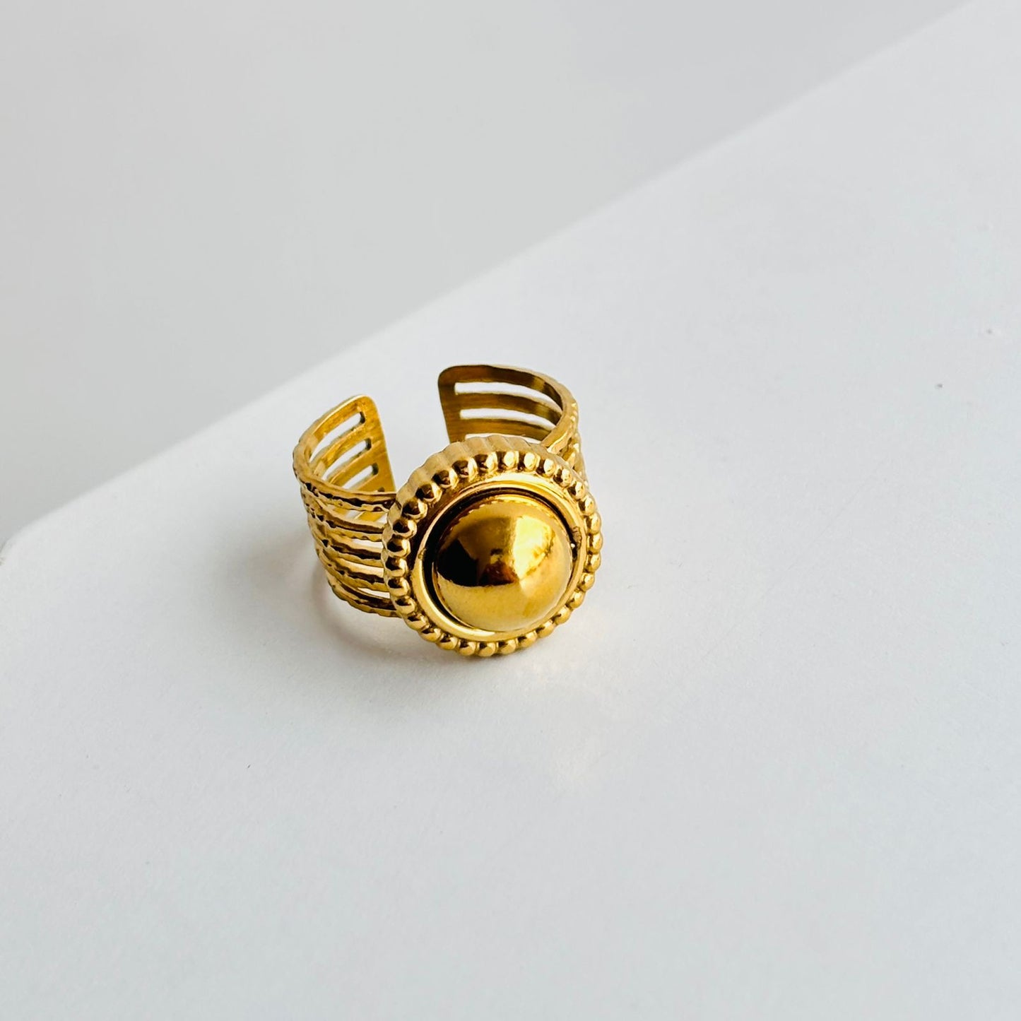 Ball Luxe 18K Ring