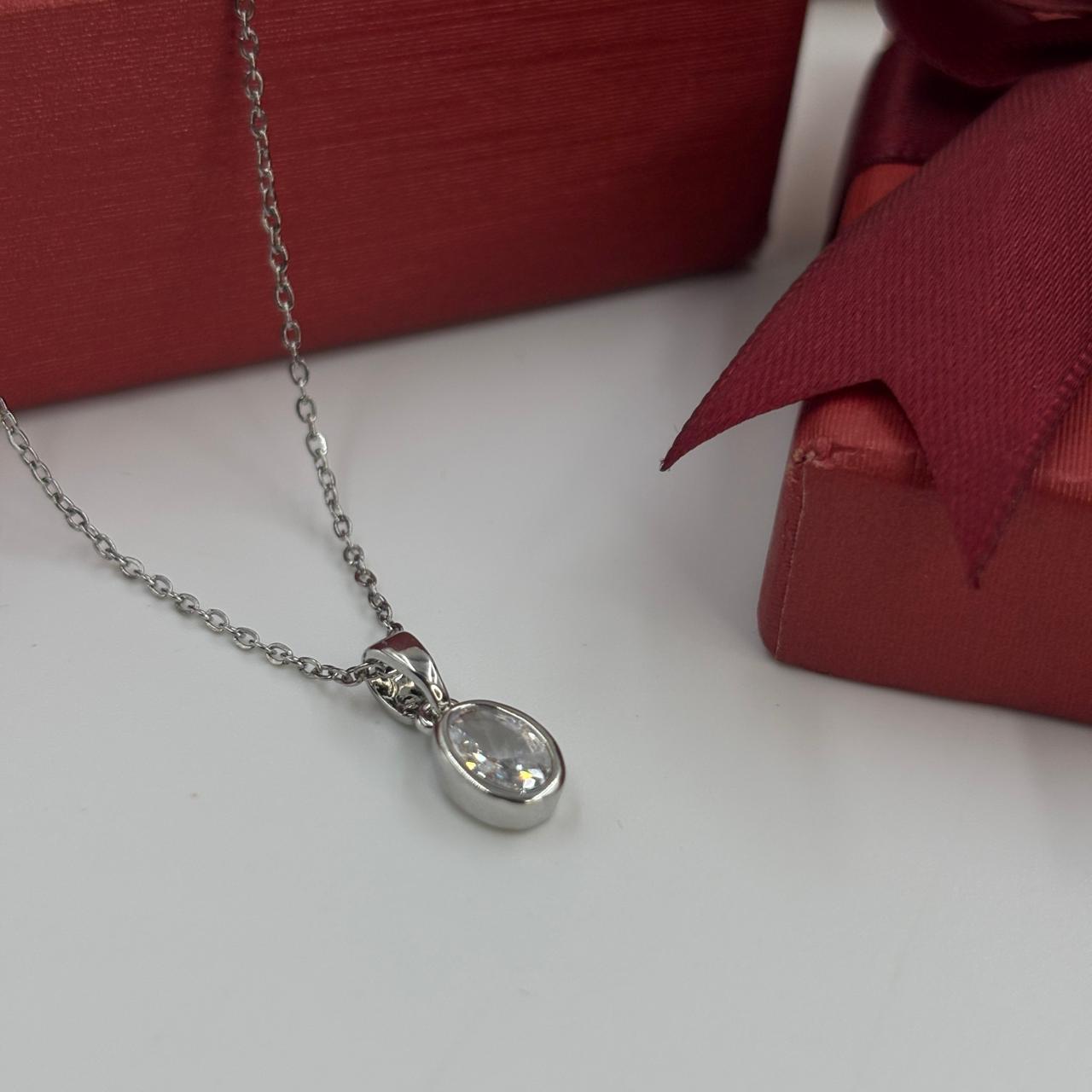 Dainty Oval Necklace ( Silver)