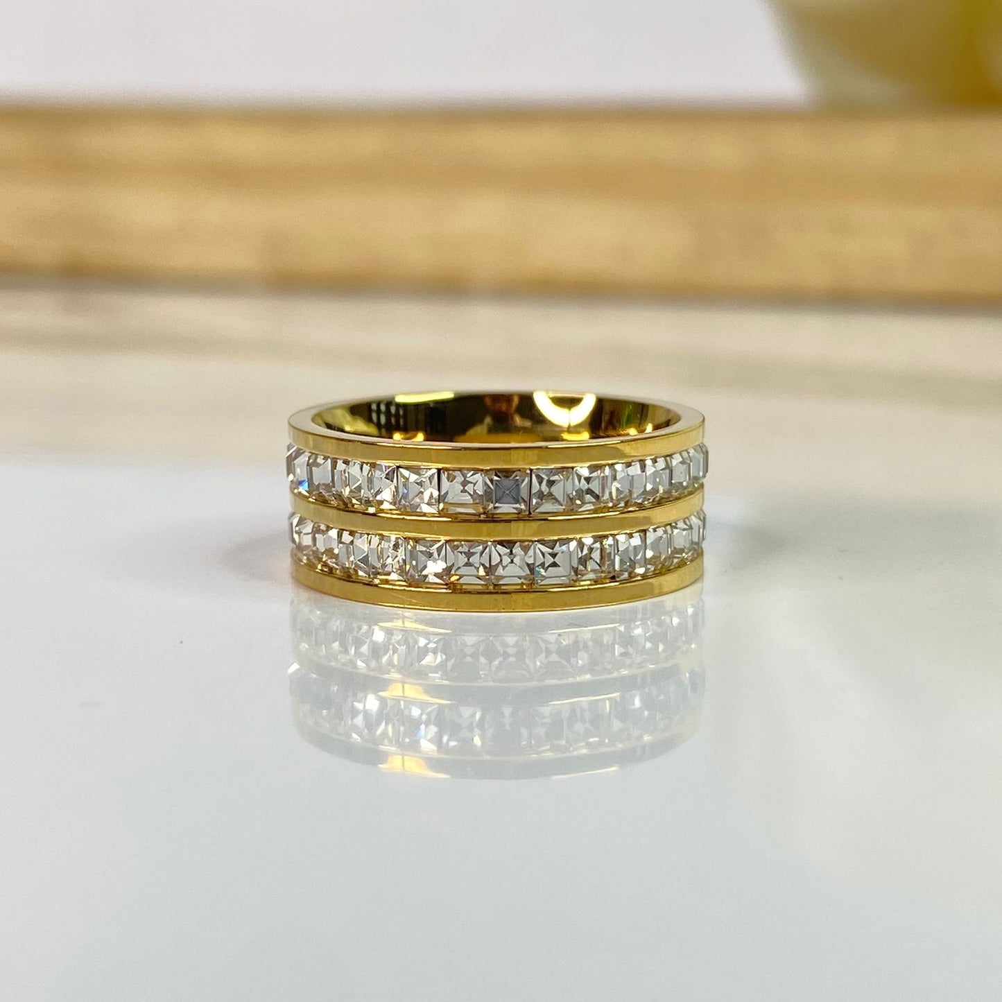 Sivana 18K Ring