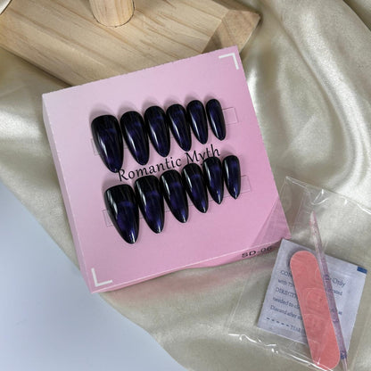 Cat Eye Nails 17