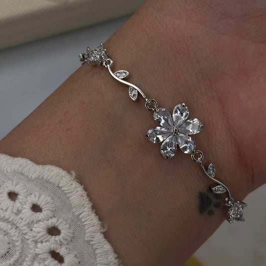 White Cinderella Bracelet