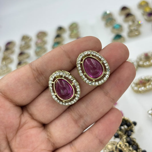 Round Medium Studs