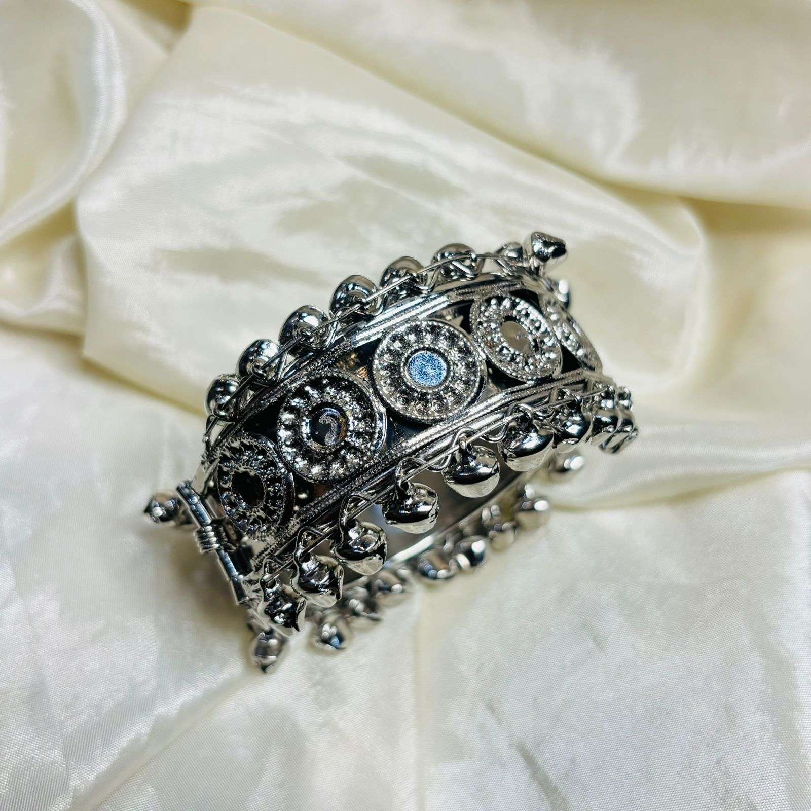 Chakli Openable Oxidise Bracelets