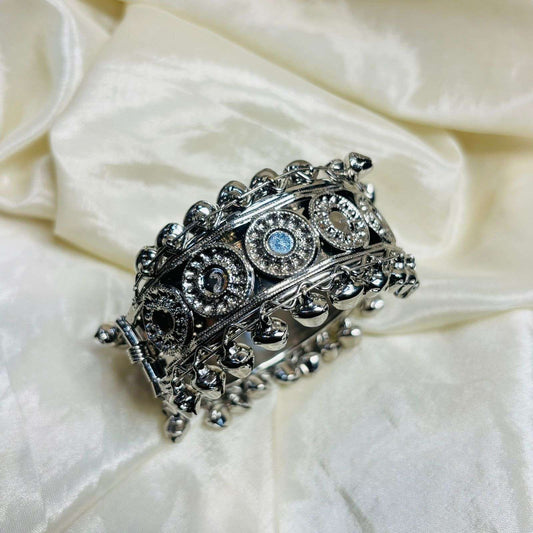 Chakli Openable Oxidise Bracelets