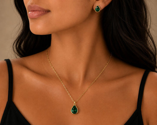Drop Solitaire Jewellery Set ( Emerald )
