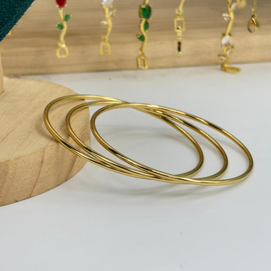 Classic Minimal Bangle  (Size-2.4)