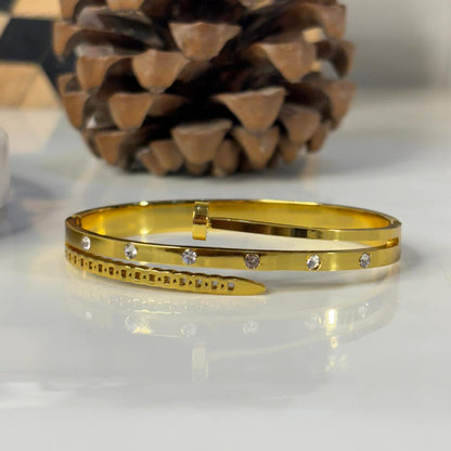 Noble Nail Bracelet