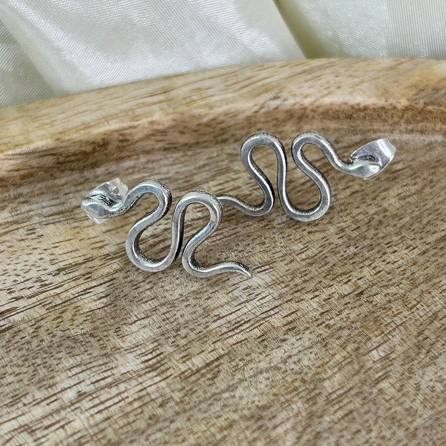 Serpant Classic Studs