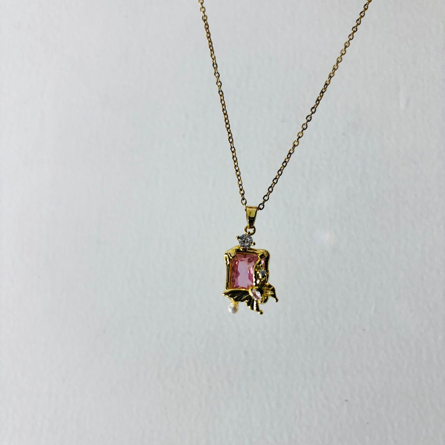 Pink Tropical Solitaire 18K Necklace