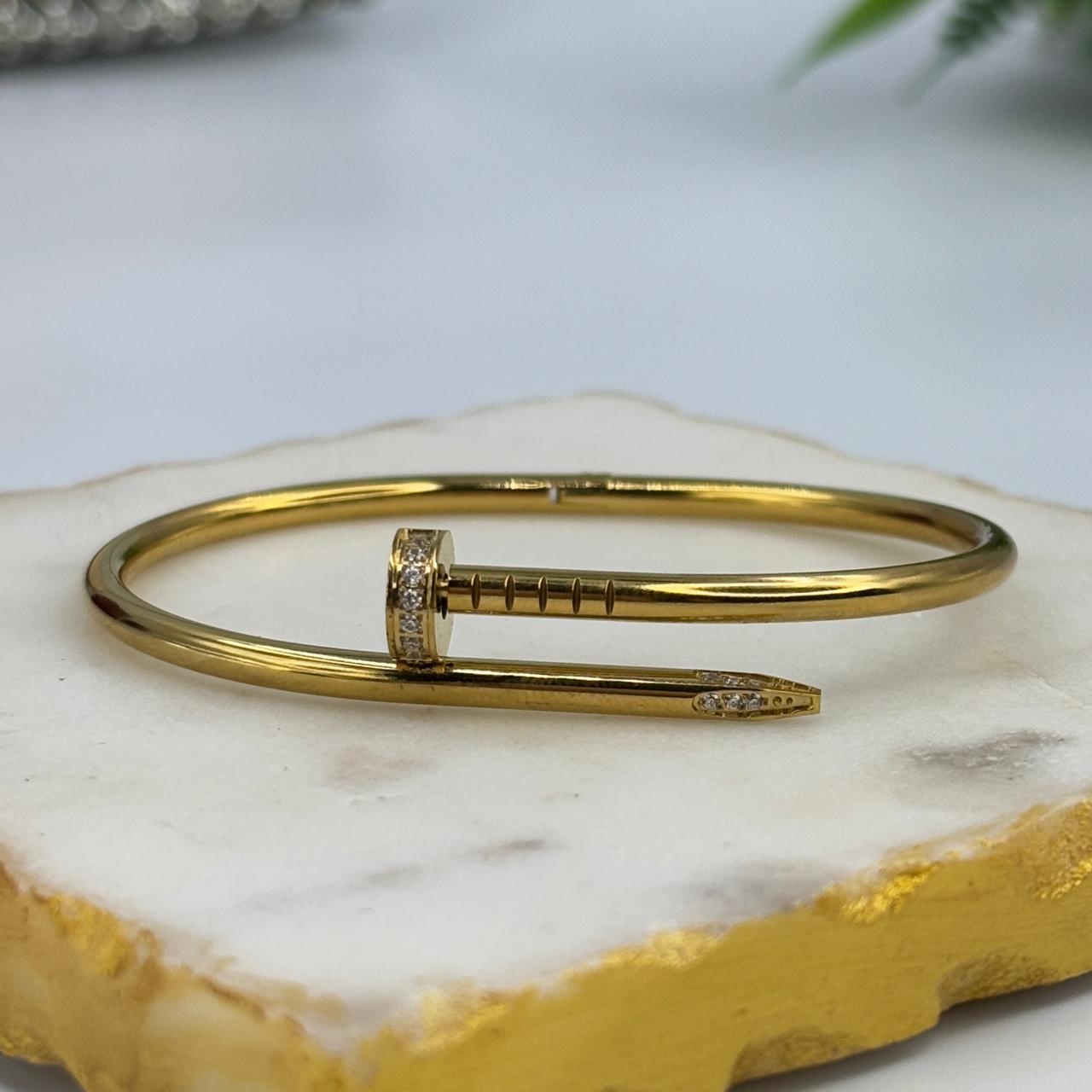 Sleek nail Bracelet  (Small Size-2.2-2.4)