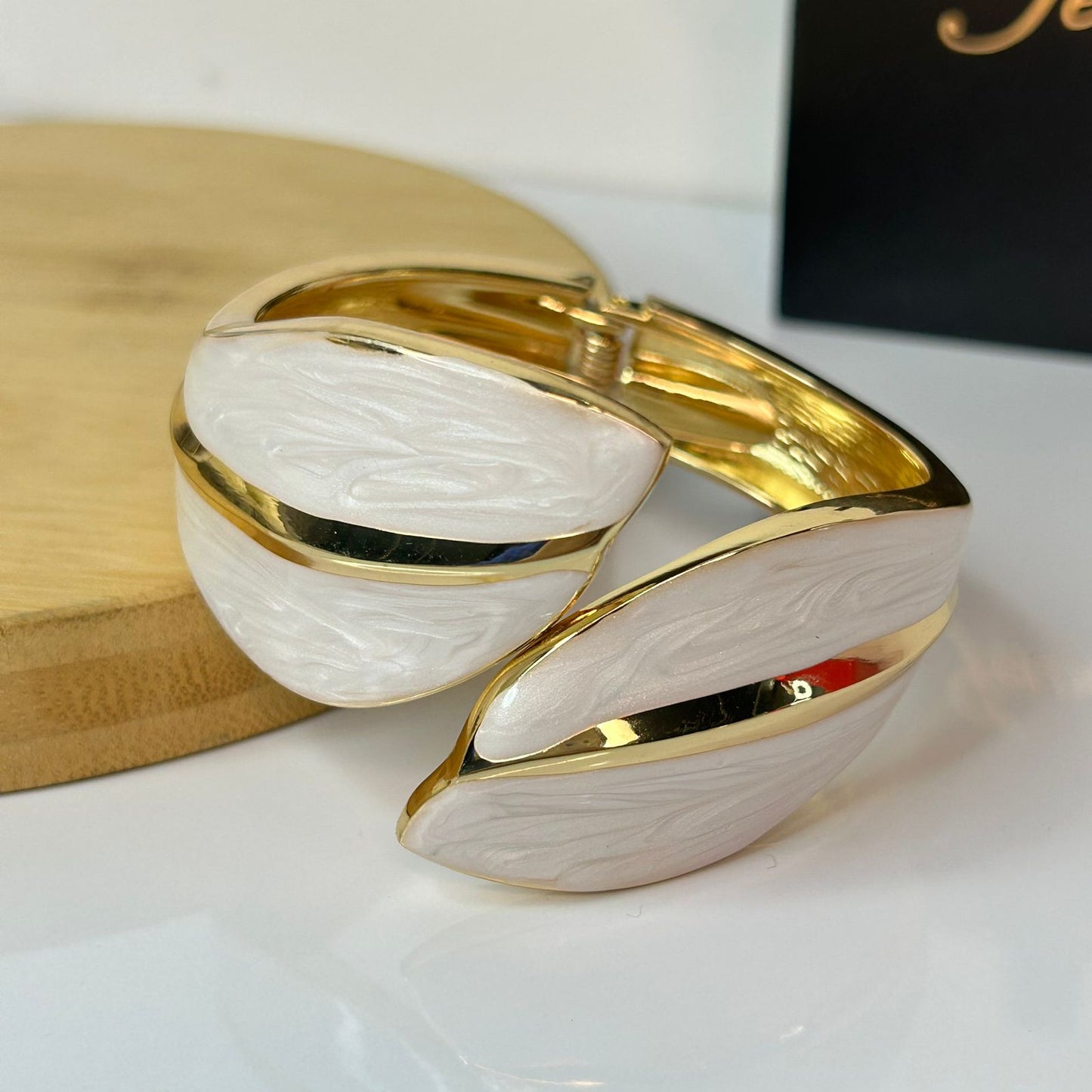Lotus Luxe Bracelet