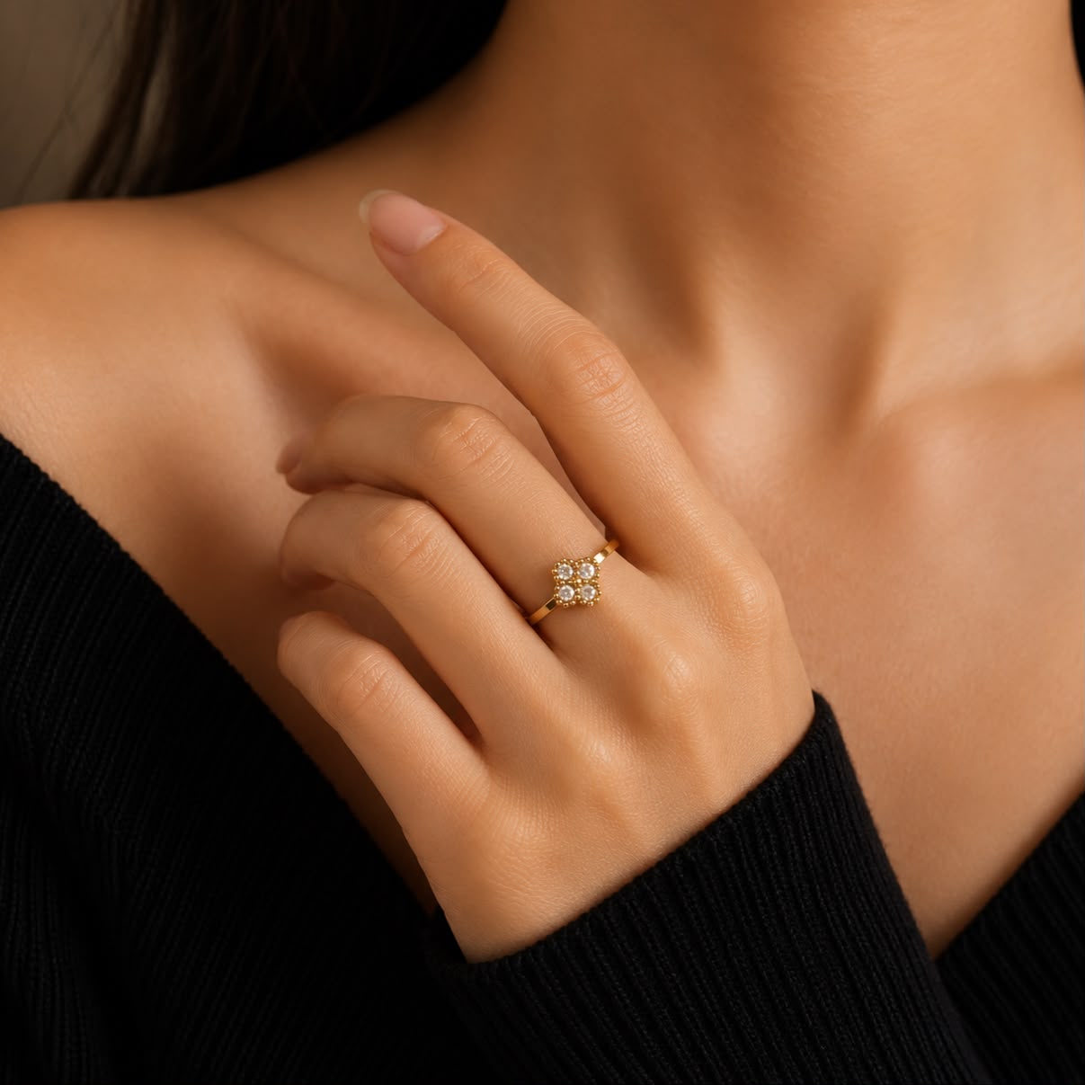 Clovia Minimal Ring