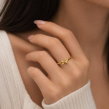 Mini Bow Charm Ring