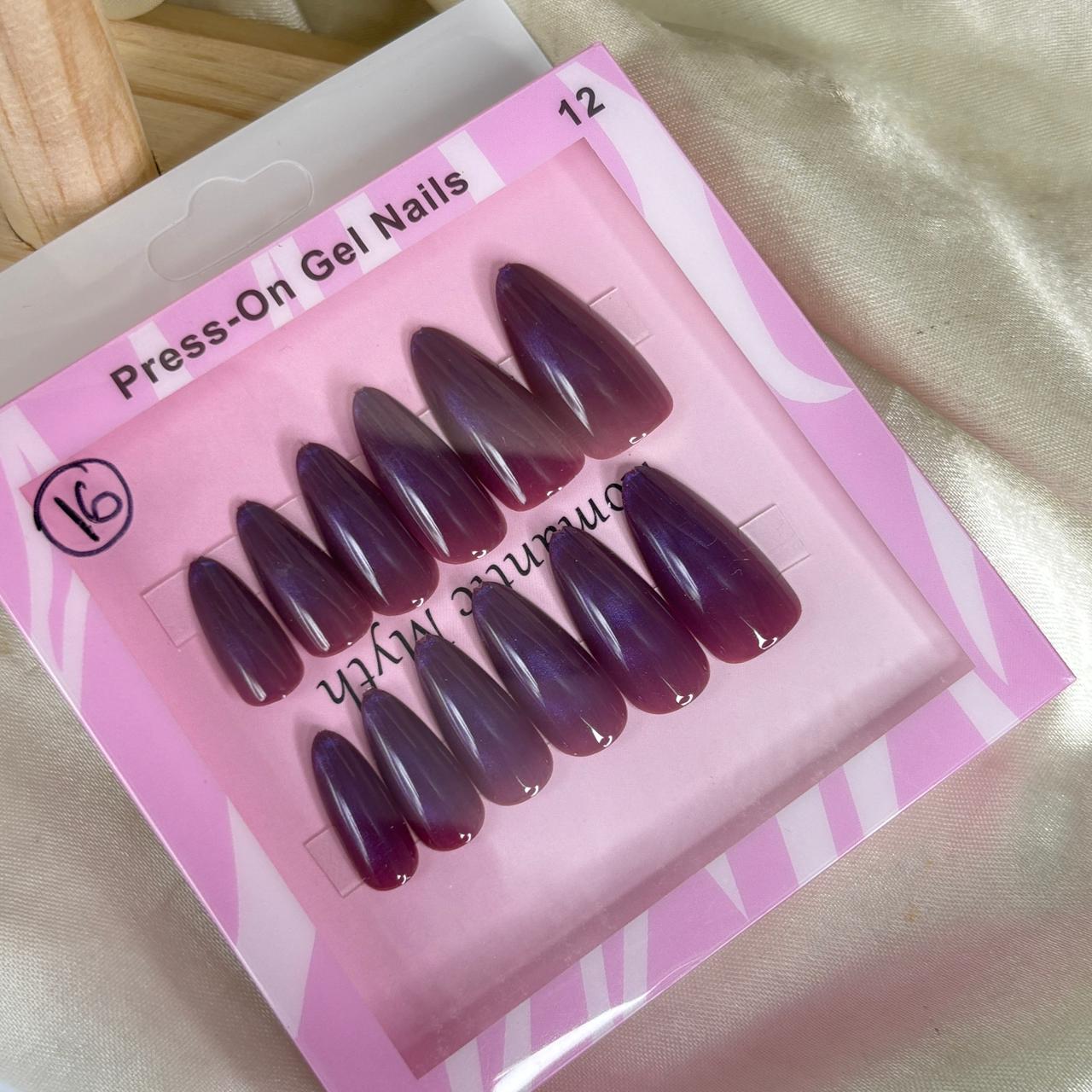 Cat Eye Nails 20