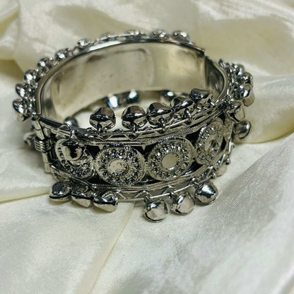 Chakli Openable Oxidise Bracelets