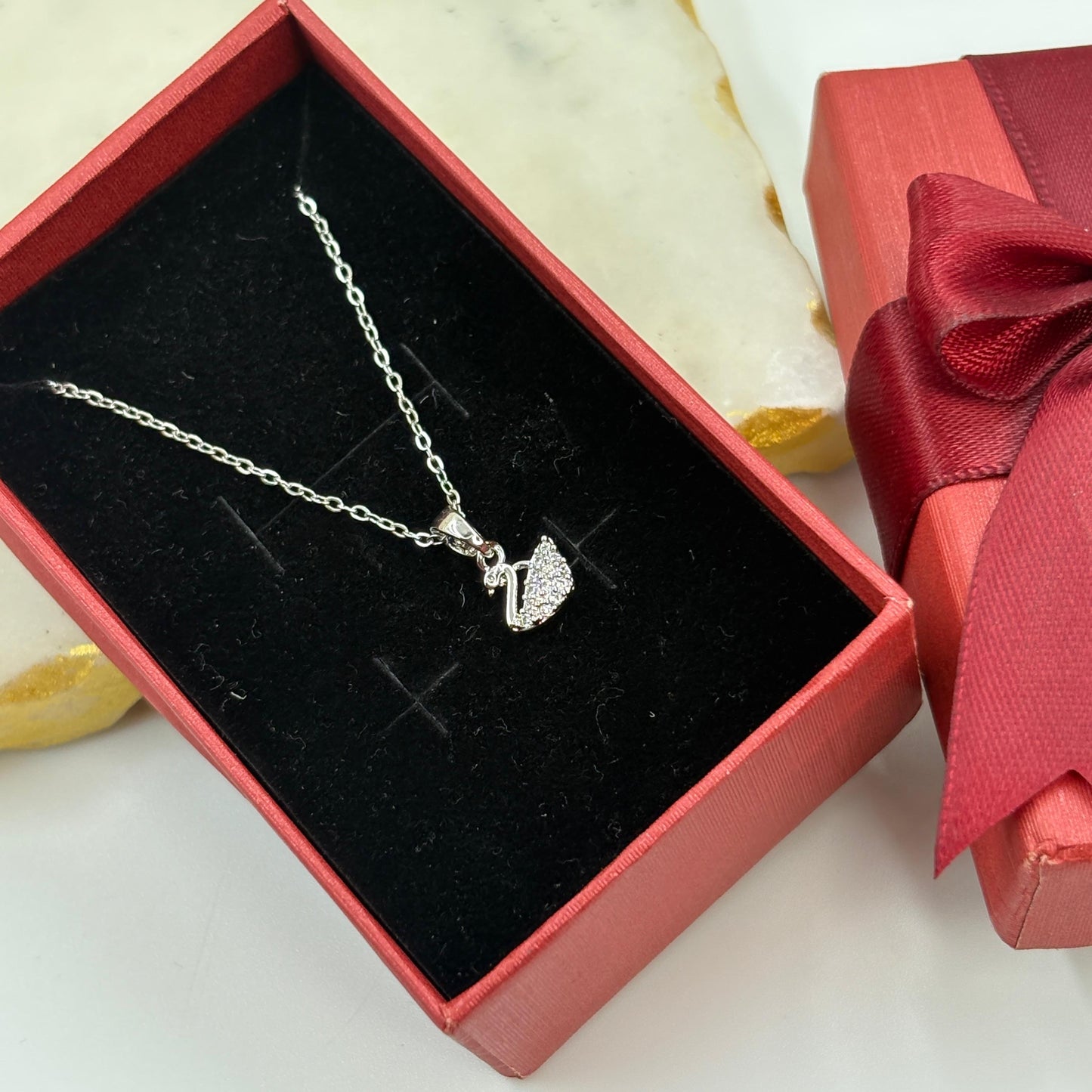 Dainty Swan Necklace ( Silver)