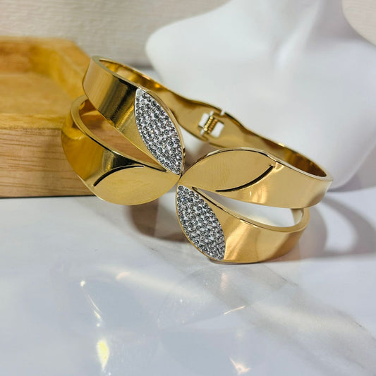 Four Leaf Bracelet