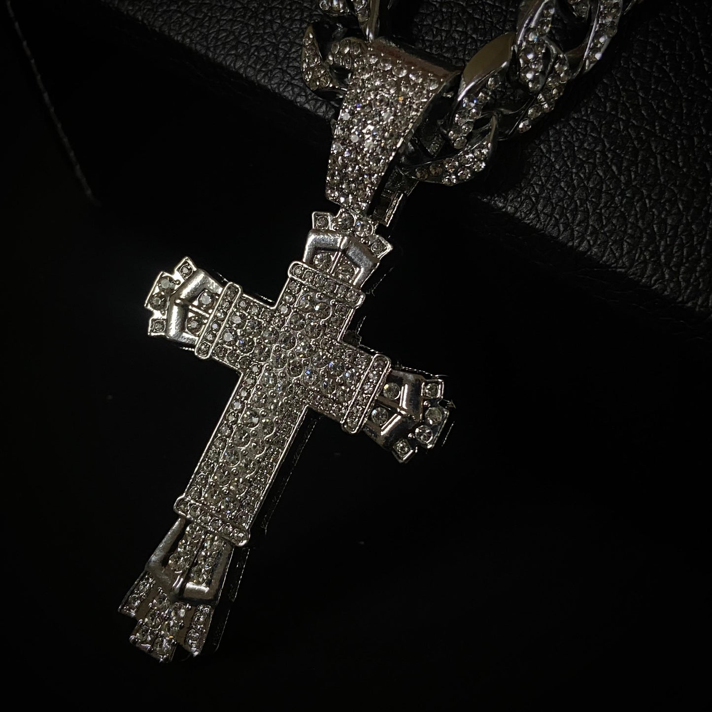 Cross ICED Out Neckchain