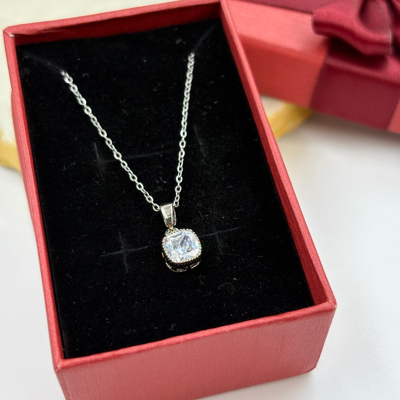 Dainty Mylo Necklace ( Silver)