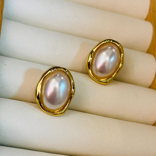 Regal Pearl Clip-On Earring
