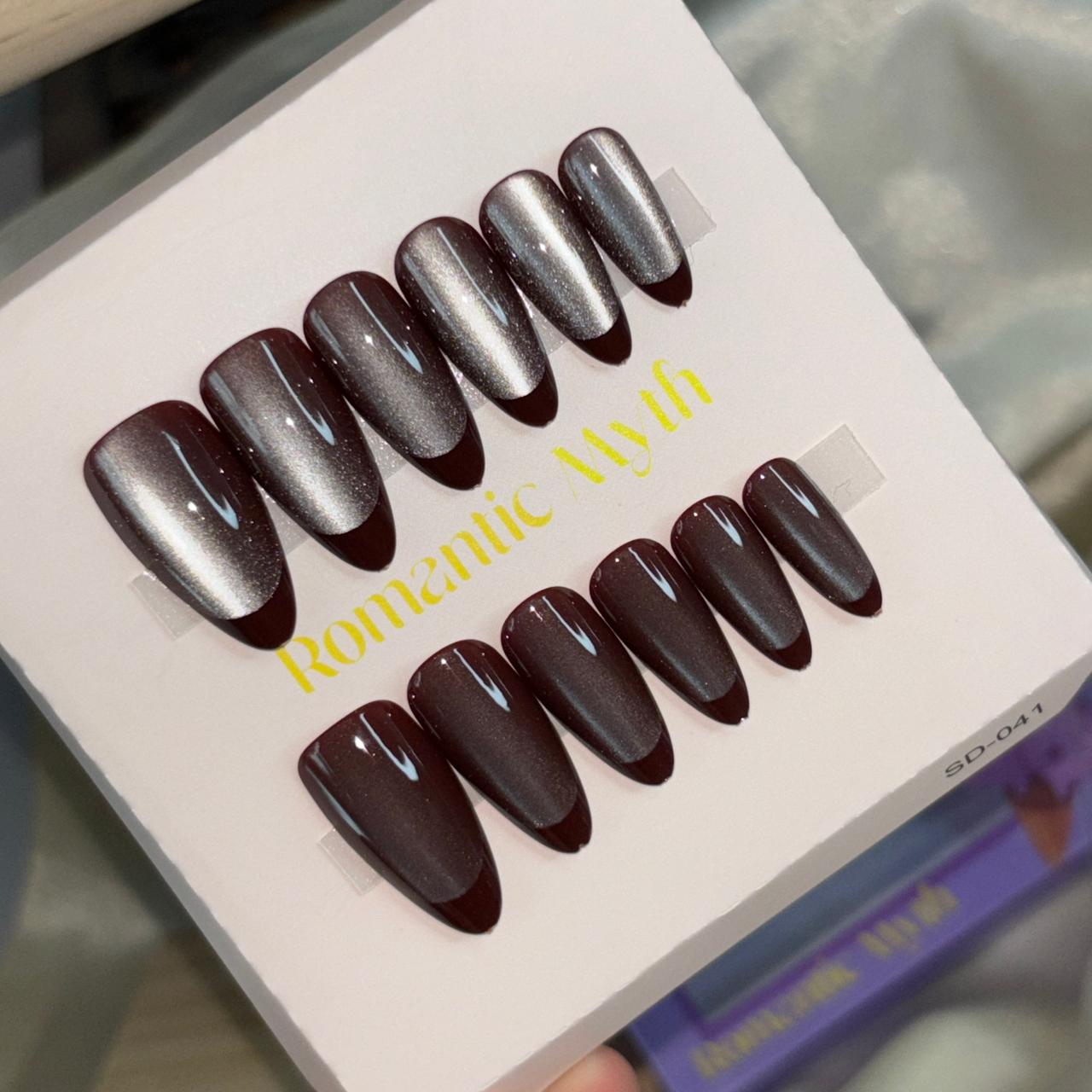 Cat Eye Nails 79