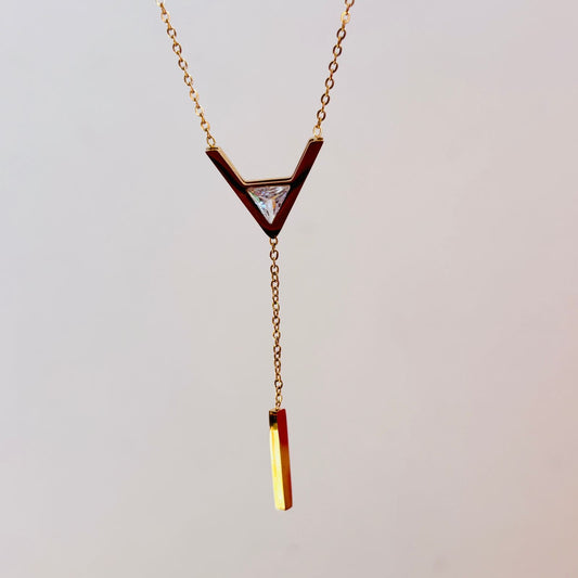 Allura Bar Necklace