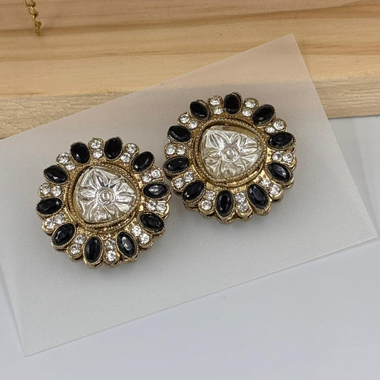 Aadhya Moisanite Stud Earrings (Black)