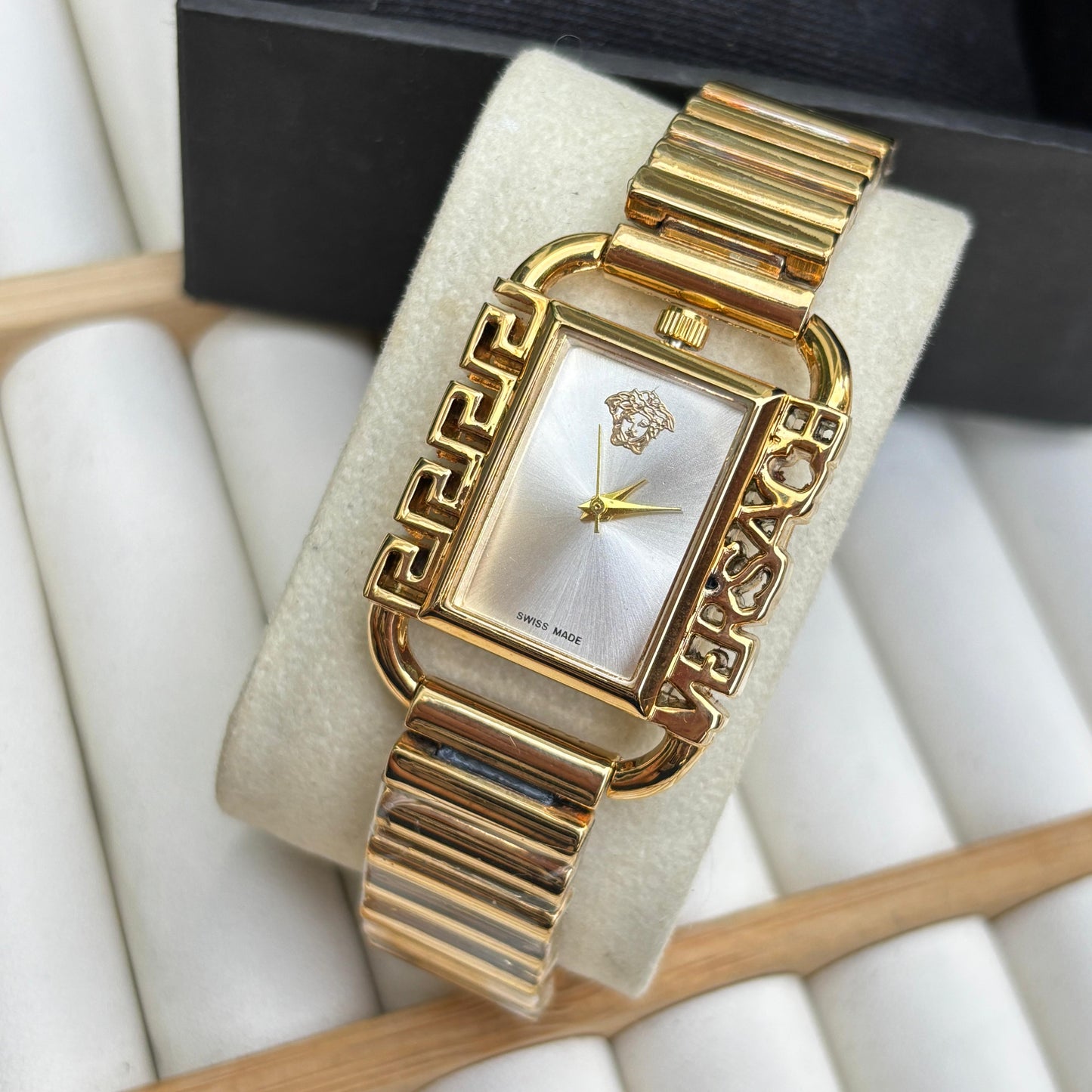 VRSC Luxe Gold Watch