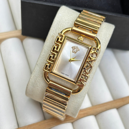 VRSC Luxe Gold Watch