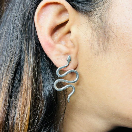 Classic Serpent Earings (Silver )