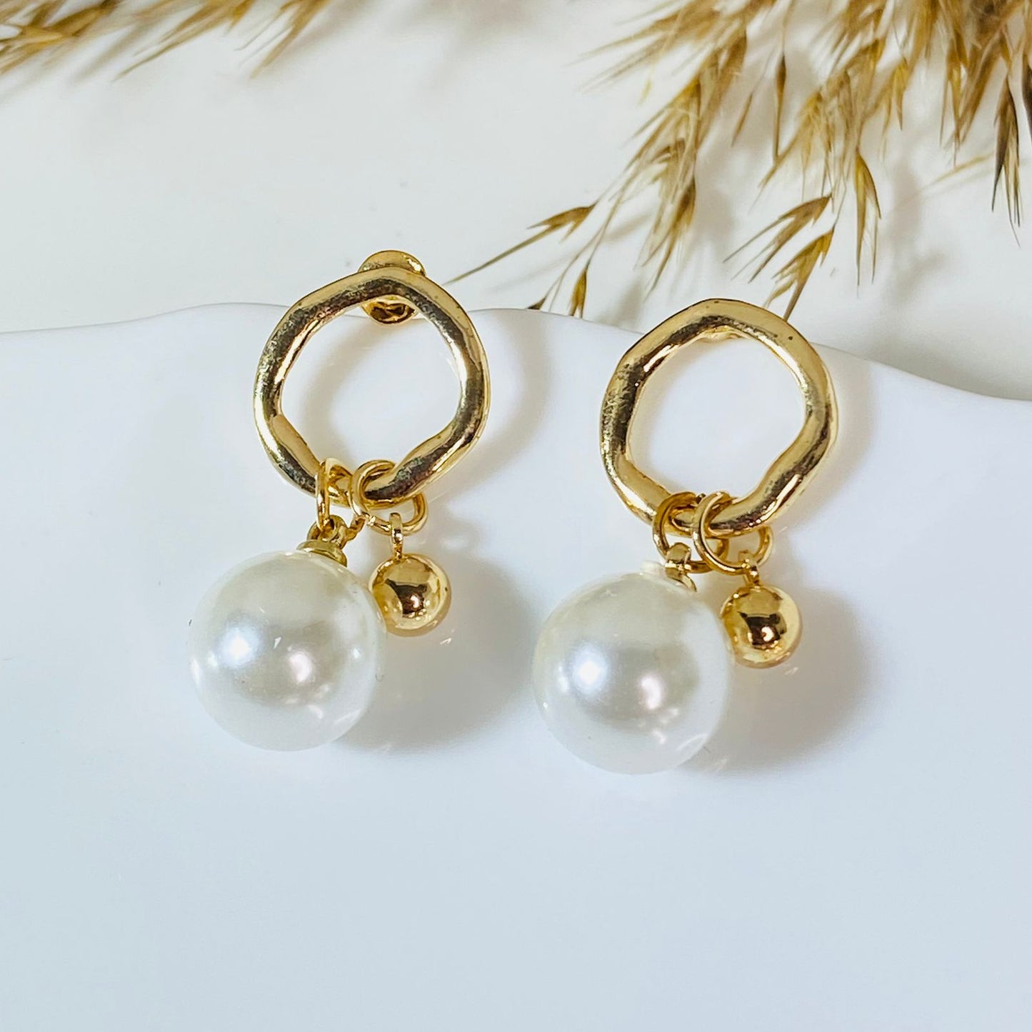 Mya Pearl Earrings