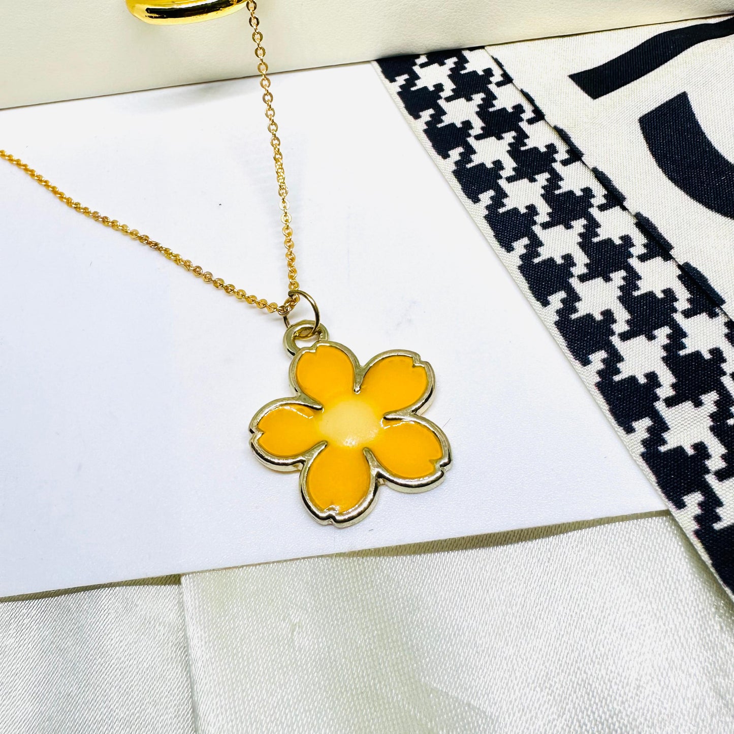 Yellow Daisy Necklace