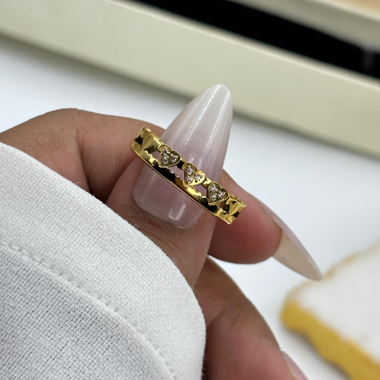 Amoura Ring