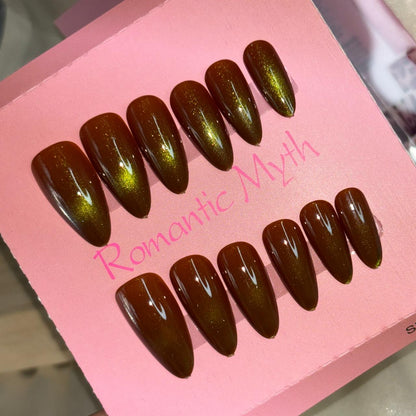 Cat Eye Nails 46