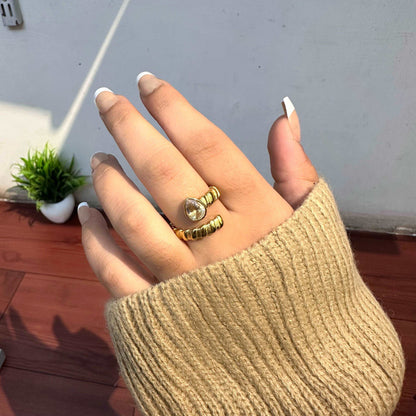 Athena 18K Ring