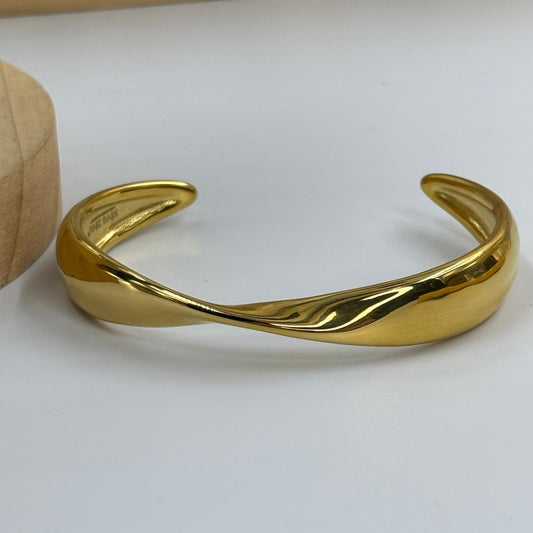 Classic Twist Bracelet