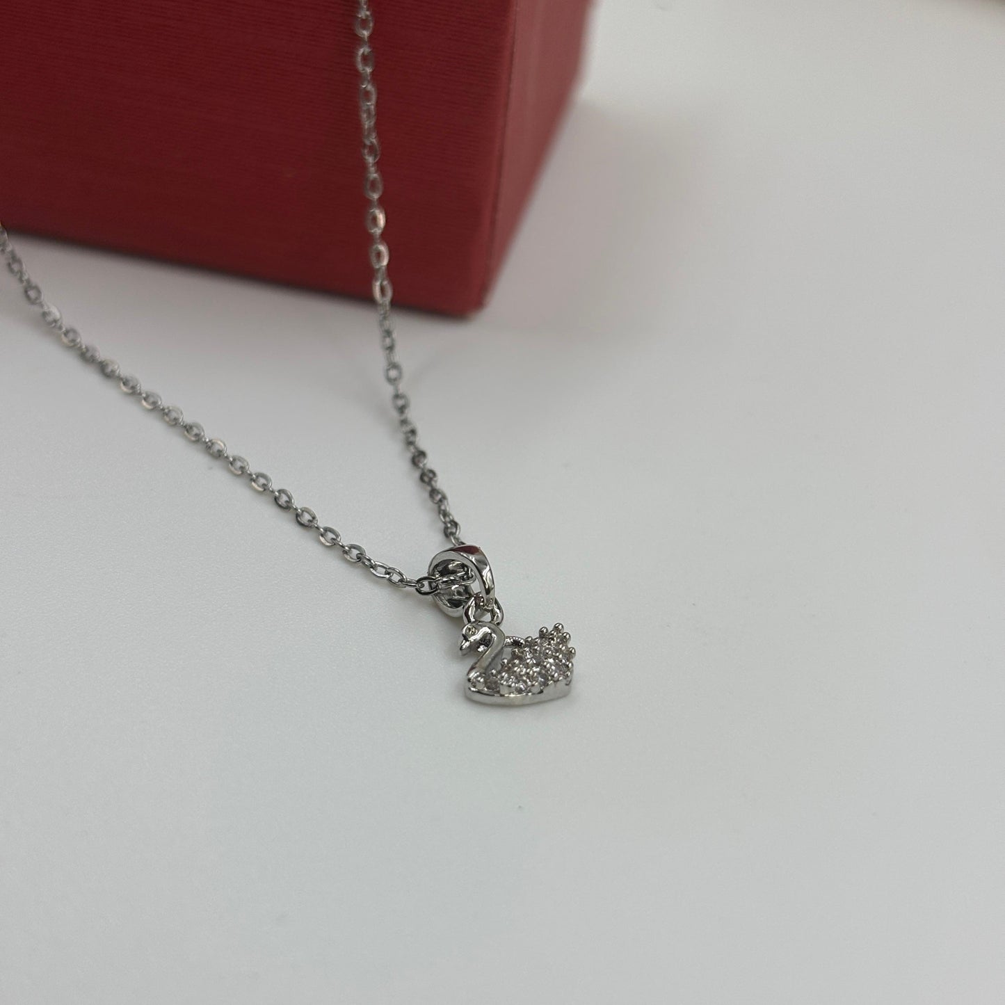 Dainty Swan Necklace ( Silver)