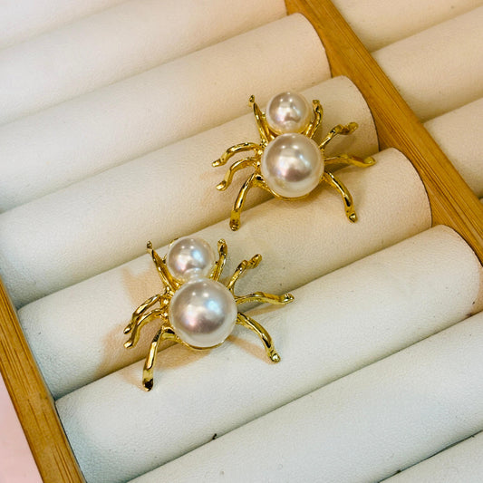 Spider Pearl Clip-On Earring