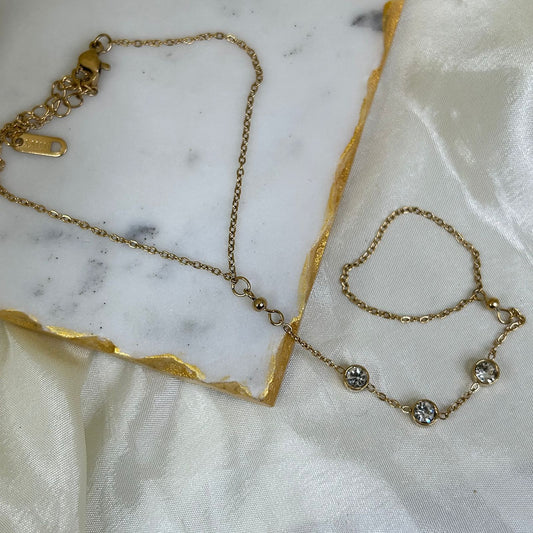 Hanah Hand Chain
