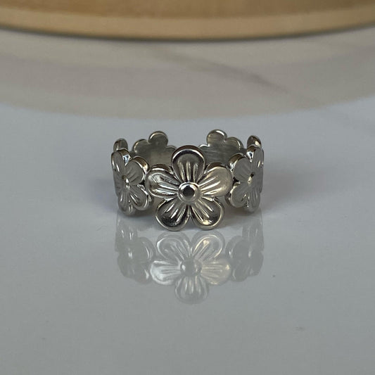 Garland Silver Ring