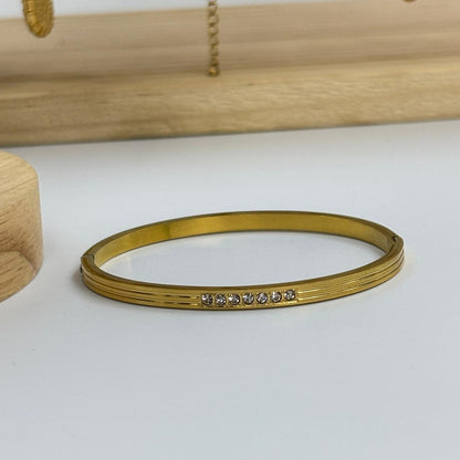 Sleek Nyra Bracelet