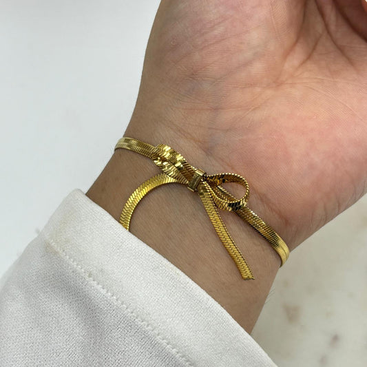 Viper Bow Chain Bracelet