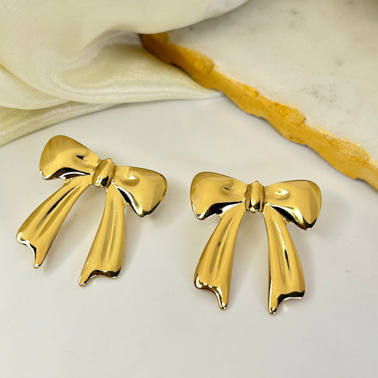 Golden Bowtique