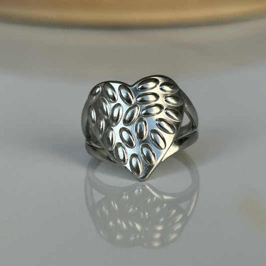 Bold Heart Ring