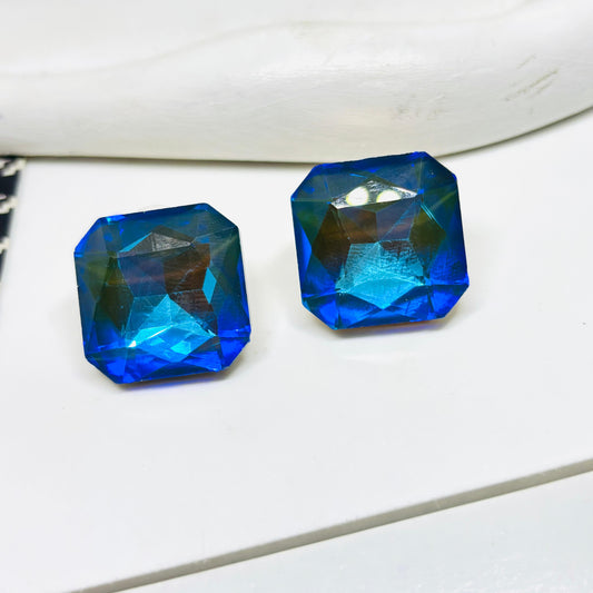 Paris Love Earrings