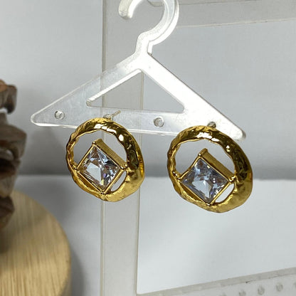 Alaska Solitaire Earrings